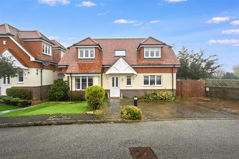 3 bedroom detached house for sale, St Anthonys Avenue, Eastbourne