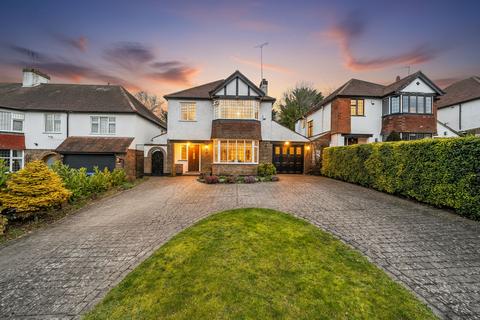 undefined, Byron Avenue, Coulsdon CR5