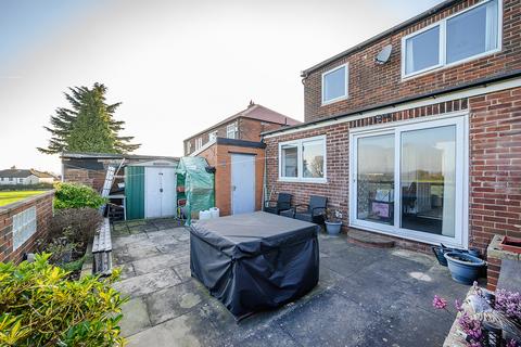 3 bedroom semi-detached house for sale, The Close, Wakefield, WF3
