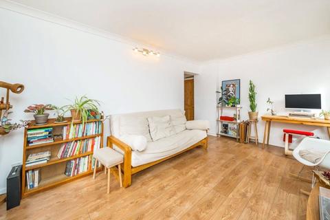 1 bedroom flat for sale, Butler House, Bacton Street, London, E2
