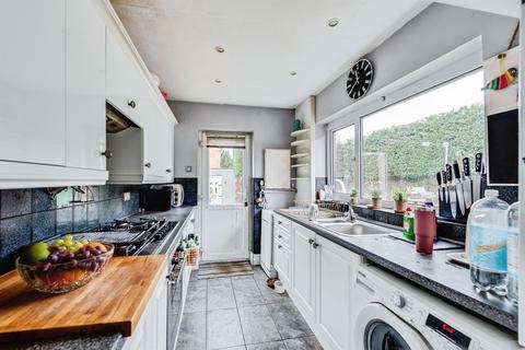 undefined, Thames Avenue, Swindon