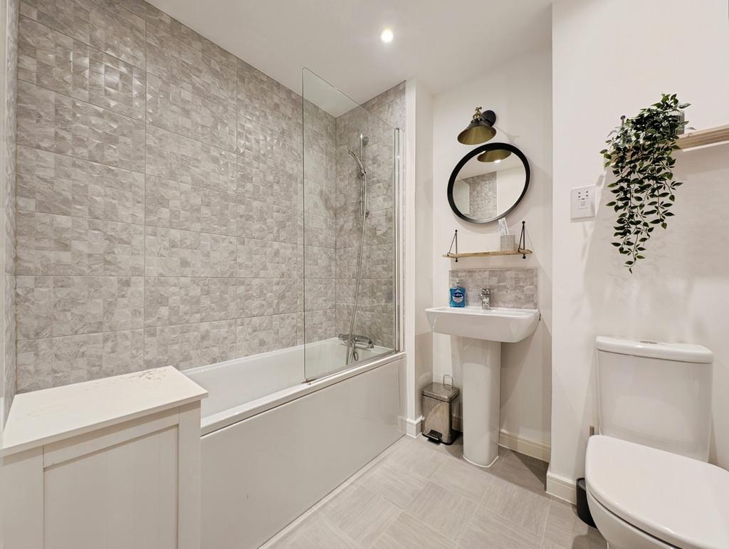 Pbox-IMG.jpg