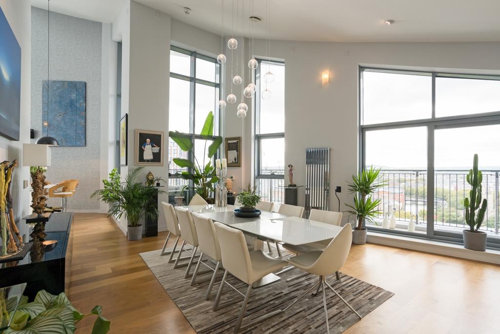 Floor to ceiling windows