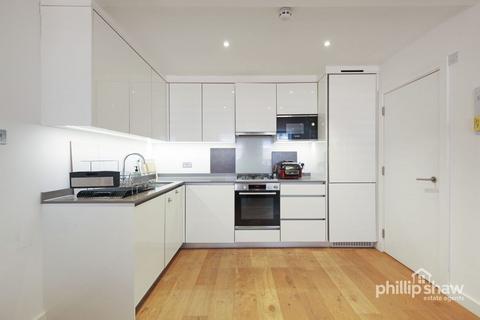 2 bedroom flat for sale, The Broadway, Buckingham House West Buckingham Parade The Broadway, HA7