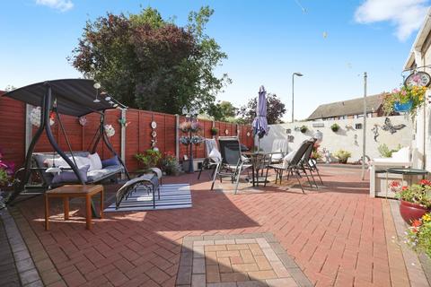 4 bedroom semi-detached house for sale, Johnson Road, Bedworth, Warwickshire, CV12