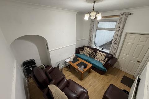 3 bedroom end of terrace house for sale, Knight Street, Stoke-on-Trent ST6