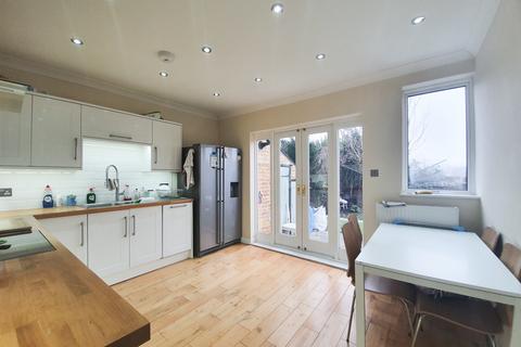 undefined, Kings Chase, Brentwood, CM14