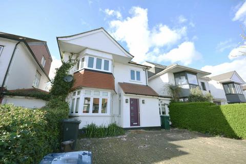 undefined, Denehurst Gardens, London NW4
