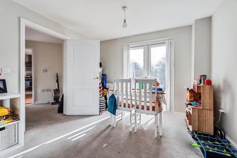 3 bedroom terraced house for sale, Guild Close, Witney