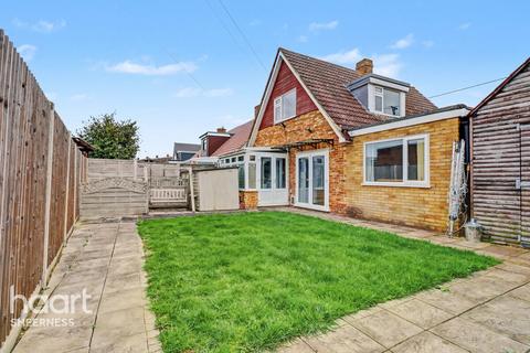 5 bedroom detached house for sale, Parish Road, Sheerness
