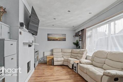 5 bedroom detached house for sale, Parish Road, Sheerness