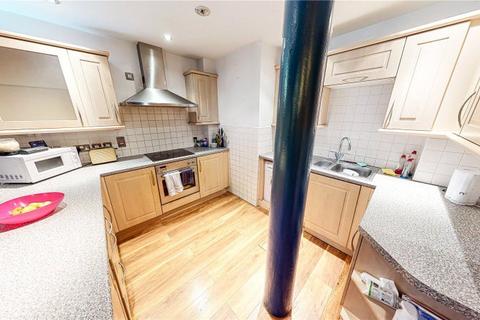2 bedroom apartment to rent, Cambridge Street, Manchester, M1