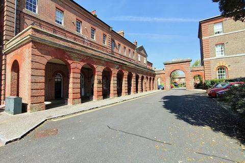undefined, Royal Gate, Southsea, PO4