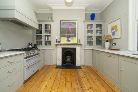 undefined, Lansdowne Drive, London E8