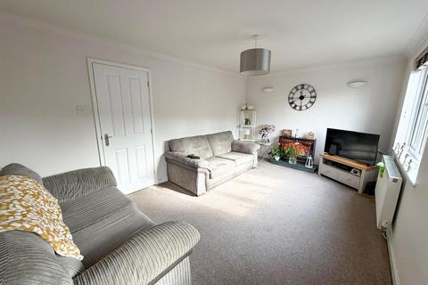 3 bedroom terraced house for sale, Elliott Street, Silsden,