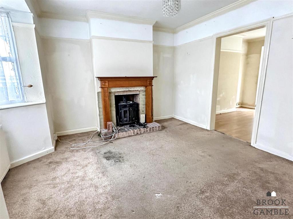 01323 438506