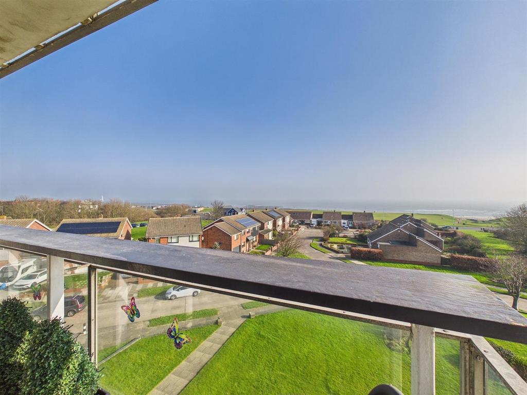 Balcony 4.jpg