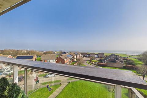 2 bedroom apartment for sale, Beacon House, Whitley Bay