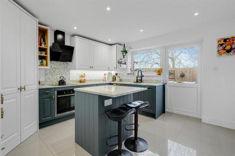 undefined, Barrett Place, Milton Keynes MK5
