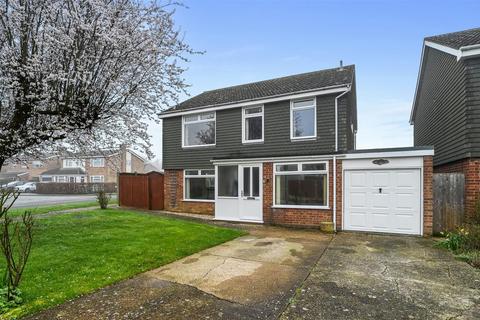 4 bedroom detached house for sale, Tawney Close, Capel St Mary