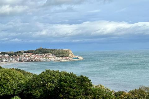 3 bedroom apartment for sale, Esplanade, Scarborough