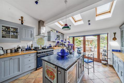 undefined, Cat Street, Chiselborough, Stoke-Sub-Hamdon