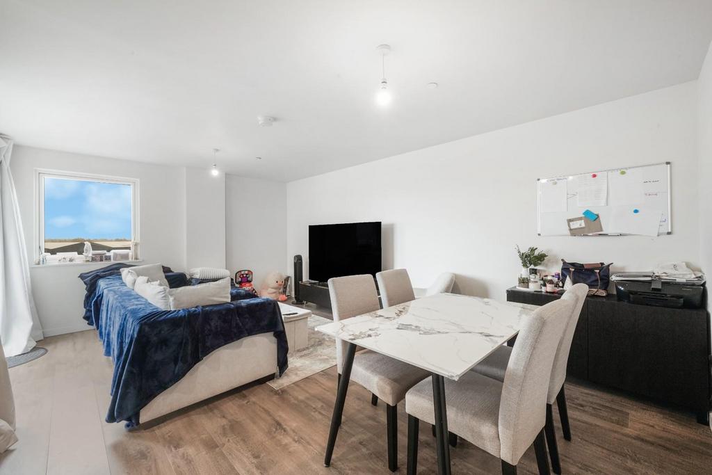 Flat 32, Archer Apartments - pnh J5 ZYJIOw Ngo3tu6y Q.