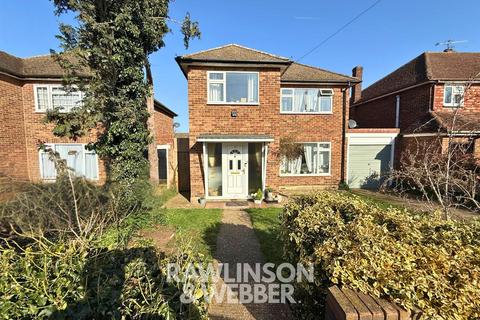 4 bedroom detached house for sale, Mole Abbey Gardens, Surrey KT8