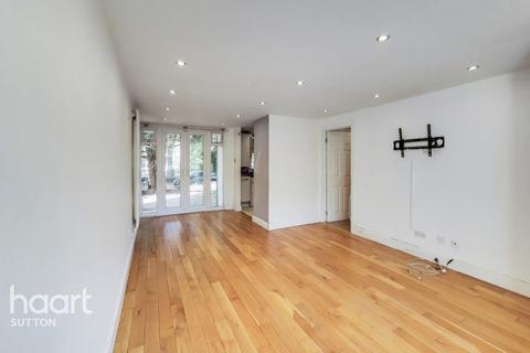 2 bedroom apartment to rent, Langley Park Road, SUTTON