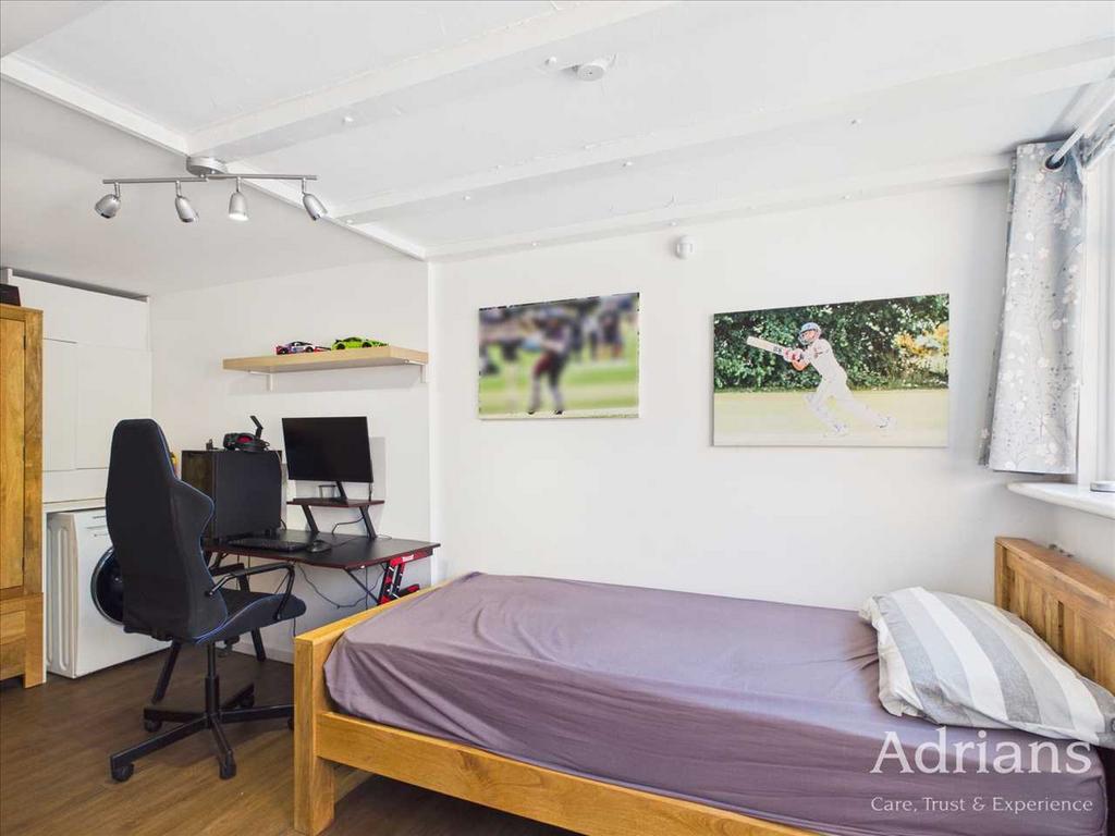 Garage room