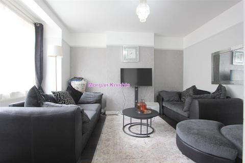 6 bedroom terraced house for sale, East Ham E6