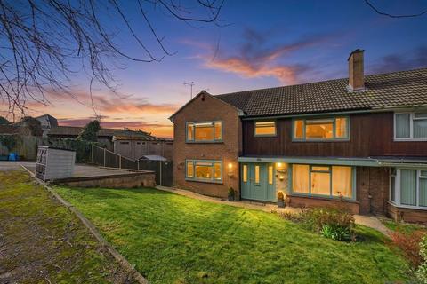 undefined, Winchester Drive, Gloucester GL4