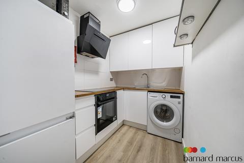 2 bedroom apartment to rent, Wynyatt Street, LONDON