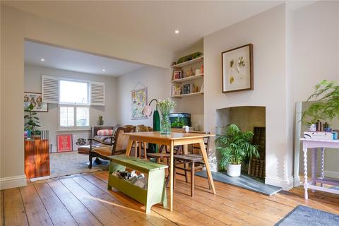 3 bedroom end of terrace house to rent, Hatherley Road, Berkshire RG1