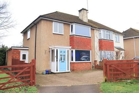 3 bedroom semi-detached house for sale - Birchett Road, Farnborough GU14