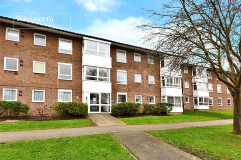undefined, Carters Close, Worcester Park, KT4