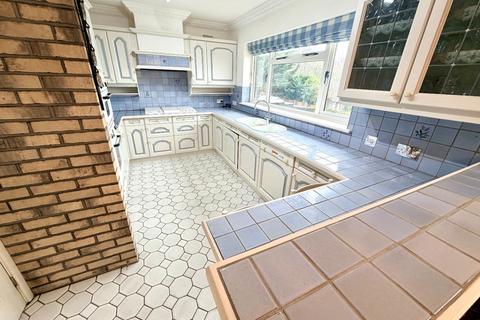 undefined, Mountview, Mountfield Path, Luton