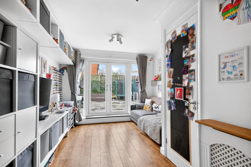 22lilyhillroadlarge11