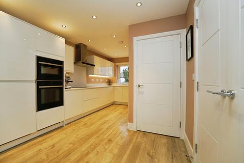 3 bedroom end of terrace house for sale, Cordwainers Road, CHELTENHAM, Gloucestershire, GL52