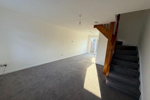 2 bedroom terraced house to rent, Redwing Drive, Wisbech
