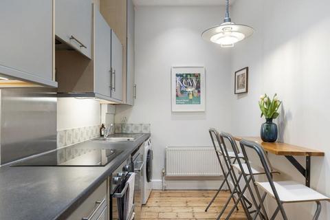 2 bedroom apartment to rent, Richmond,  Surrey,  TW9