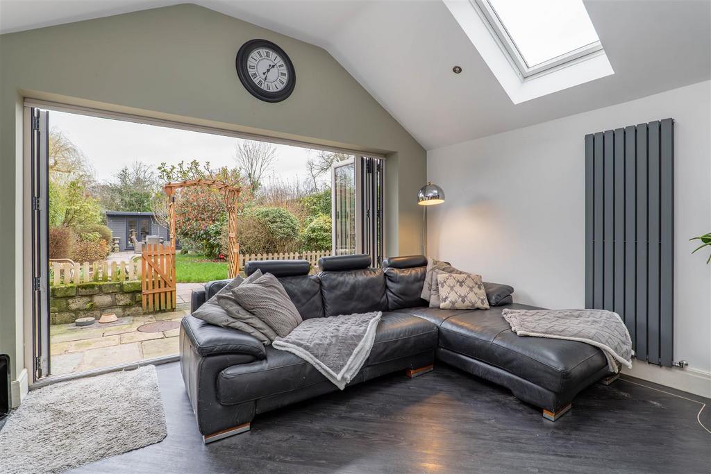 Kitchen/Snug