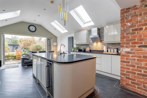2 bedroom semi-detached house for sale, Poplar Avenue, Preston PR4