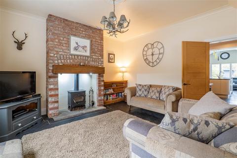 2 bedroom semi-detached house for sale, Poplar Avenue, Preston PR4