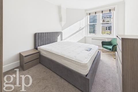 Studio to rent, Charing Cross Road, Covent Garden, WC2H