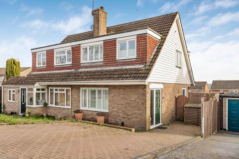 2 bedroom semi-detached house for sale, Greenfields Avenue, Alton, Hampshire