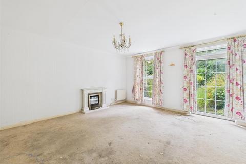 3 bedroom terraced house for sale, Armstrong Close, Pinner HA5
