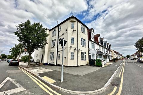undefined, Pall Mall, Leigh-On-Sea