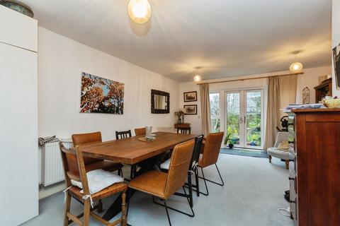 3 bedroom terraced house for sale, Stilton Close, Aylesbury, Buckinghamshire, HP19