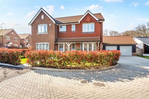 4 bedroom detached house for sale, St. Legers Way, Reading RG7